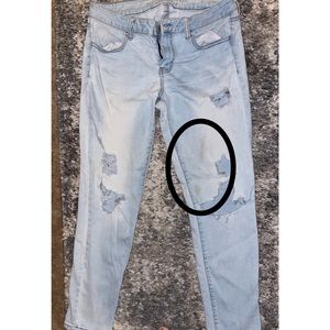 American Eagle jegging jeans, low rise, light blue size 10 short.